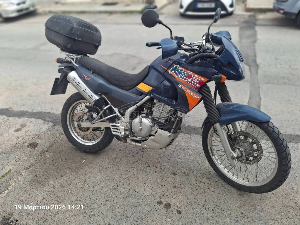 Kawasaki KLE 250 Anhelo 2002