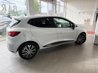 Renault Clio 2017 1.5 DCI DIESEL EURO6 90hp-thumb-8