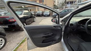 Opel Corsa 2012-thumb-6