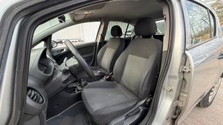 Opel Corsa 2012-thumb-7