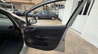 Opel Corsa 2012-thumb-14