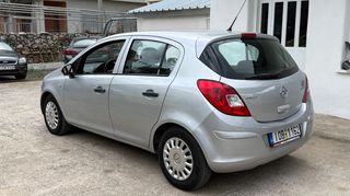 Opel Corsa 2012-thumb-3