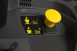 Χλοοκοπτικό τρακτέρ STIGA ESTATE 7122W-thumb-5