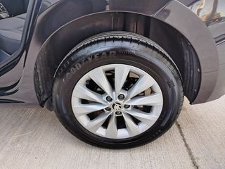 Skoda Kamiq 2022 1.5 TSI 150 HP DSG AMBITION-thumb-27