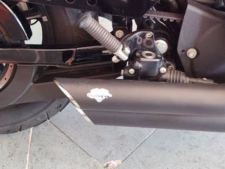 Harley Davidson Iron 883 2016-thumb-5
