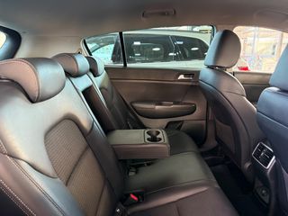 Kia Sportage 2021 1.6CRDi 48V HYBRID DYNAMIC-thumb-37