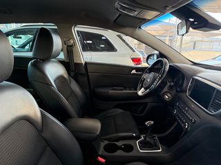 Kia Sportage 2021 1.6CRDi 48V HYBRID DYNAMIC-thumb-32