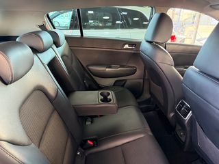 Kia Sportage 2021 1.6CRDi 48V HYBRID DYNAMIC-thumb-35