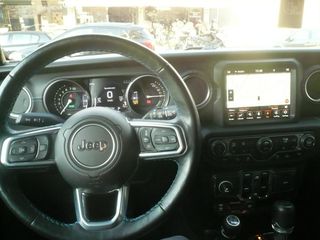 Jeep Wrangler 2023 RUBICON 4xe SKY ONE TOUCH-thumb-9