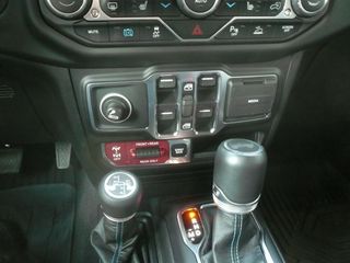 Jeep Wrangler 2023 RUBICON 4xe SKY ONE TOUCH-thumb-11
