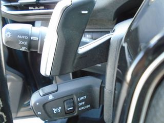 Peugeot 3008 2022 FL ALLURE PLUG-IN HYBRID-thumb-16