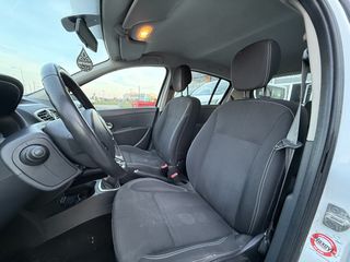 Renault Clio 2012 1.5 DCI 110hp-thumb-21