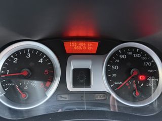 Renault Clio 2012 1.5 DCI 110hp-thumb-25
