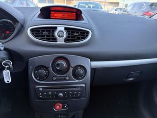 Renault Clio 2012 1.5 DCI 110hp-thumb-27