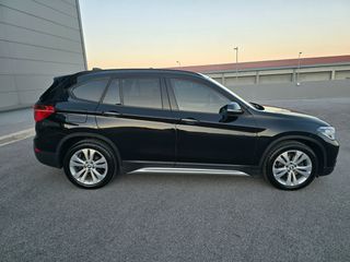 Bmw X1 2017-thumb-12