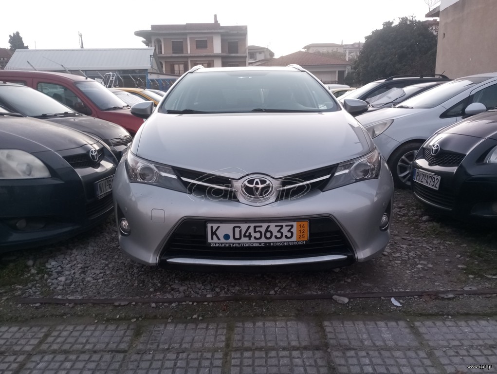 Toyota Auris 2015 CW 1400 cc,ΒΙΒΛΙΟ,ΠΟΛΛΑ ΕΞΤΡΑ,SPORT TURING