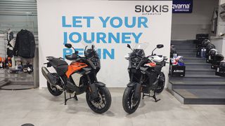 KTM 1390 Super Adventure 2026 S EVO-Δώρο κεντρική βαλίτσα-thumb-10