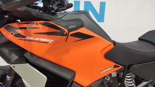 KTM 1390 Super Adventure 2026 S EVO-Δώρο κεντρική βαλίτσα-thumb-23