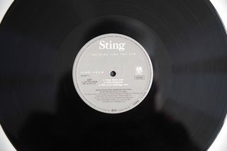 STING-…NOTHING LIKE THE SUN-thumb-7
