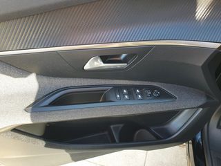 Peugeot 3008 2022 Business 1200cc 130hp Βενζίνη-thumb-39