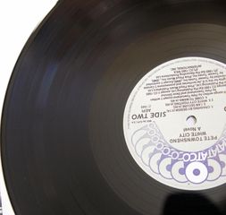 PETE TOWNSHEND-WHITE CITY-thumb-8