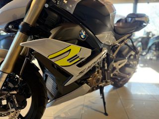 Bmw S 1000 R 2022-thumb-9