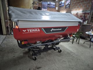 Λιπασματοδιανομέας Kverneland 2018 EXACTA-CL-thumb-4