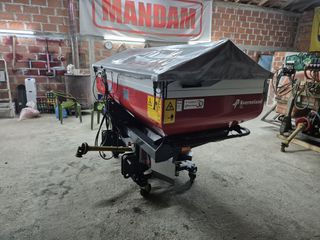 Λιπασματοδιανομέας Kverneland 2018 EXACTA-CL-thumb-6