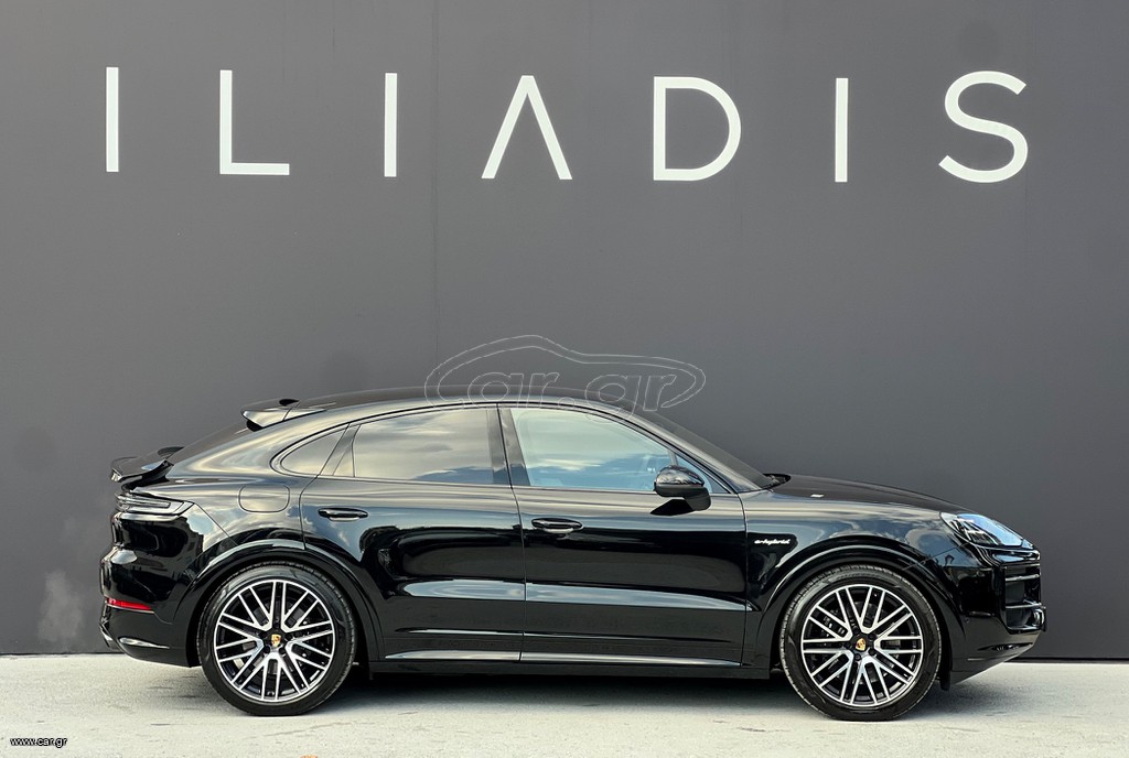 Porsche Cayenne 2024 S E-HYBRID 519hp COUPE GTS