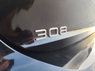 Peugeot 308 2022 1.5 Blue HDi 130 S&S Active Plus-thumb-5