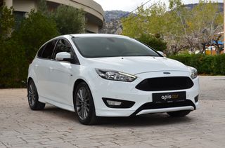 Ford Focus 2017 1000cc St Line 125Hp-thumb-2