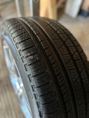 275/45/21 Range Rover Sport