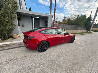 Tesla Model 3 2021 PERFORMANCE