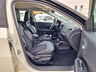 Jeep Compass 2018 Brooklyn Edition-thumb-23