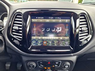 Jeep Compass 2018 Brooklyn Edition-thumb-47