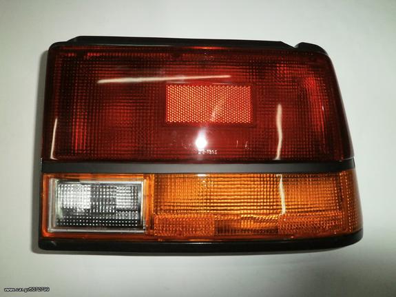 φαναρι πισο δεξιο toyoya corolla (EE-80-82