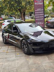 Tesla Model 3 2021 PERFORMANCE