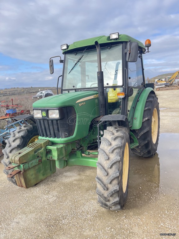 Τρακτέρ John Deere 2012 5075E