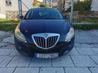 Lancia Delta 2011 TURBO