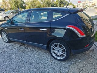 Lancia Delta 2011 TURBO-thumb-6