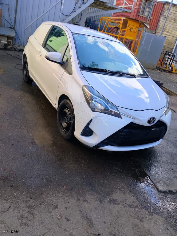 Κλούβα Toyota 2018 yaris  van diesel euro 6