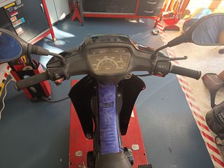 Honda C 100 M6 Astrea Grand 1992-thumb-4
