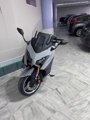 Yamaha TMAX 560 Tech Max 2025 TECH MAX CERAMIC GREY SPECIAL EDITION-thumb-10