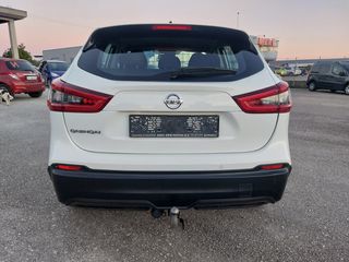 Nissan Qashqai 2018-thumb-4