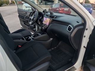 Nissan Qashqai 2018-thumb-7