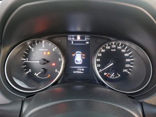 Nissan Qashqai 2018-thumb-9