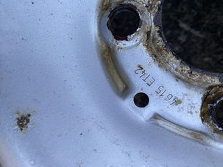 Ζάντες ασύμμετρες smart Renault μαζί με αισθητήρες.-thumb-4