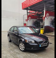 Volvo S40 2004