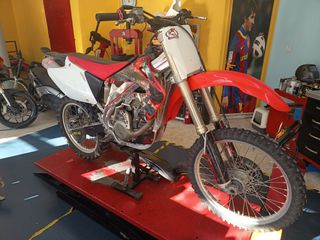 Honda CRF 450R 2002-thumb-1