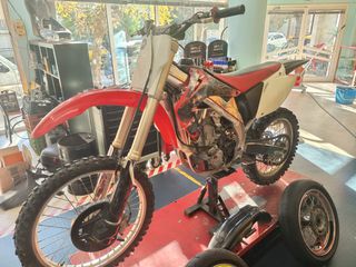 Honda CRF 450R 2002-thumb-10